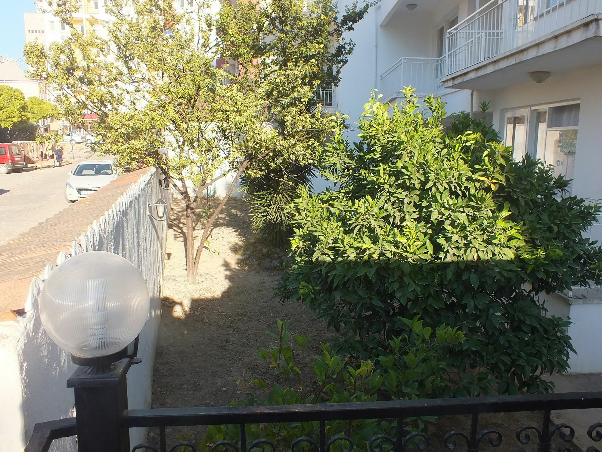 קוסדסי Hotel Dorukhan מראה חיצוני תמונה